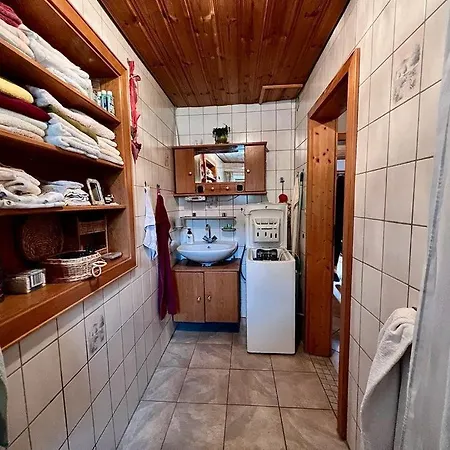 Apartment Ferienwohnung *
