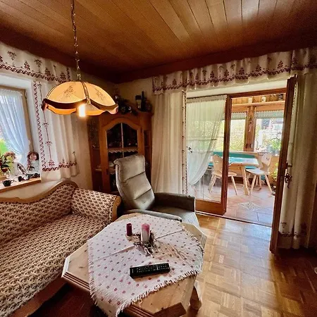 Ferienwohnung * Fridolfing
