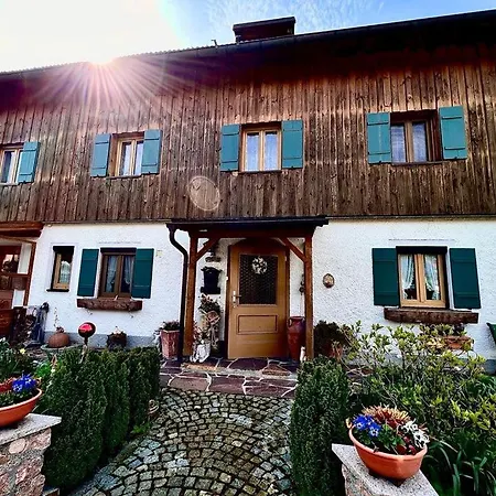 Ferienwohnung Apartment Fridolfing