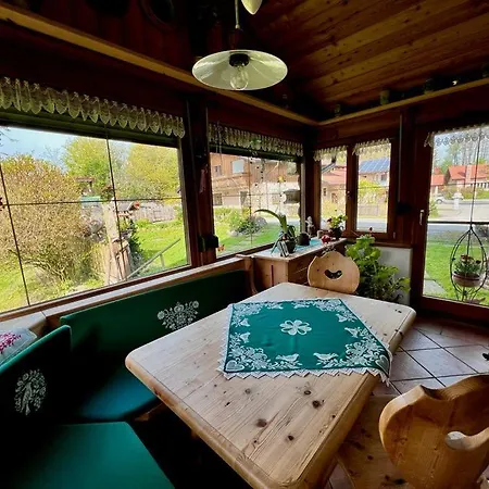 Apartman Ferienwohnung *